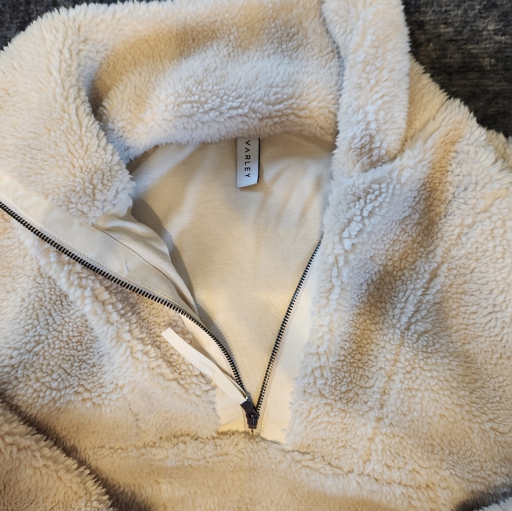 Varley Shearling Half Zip Pull Over - image 5